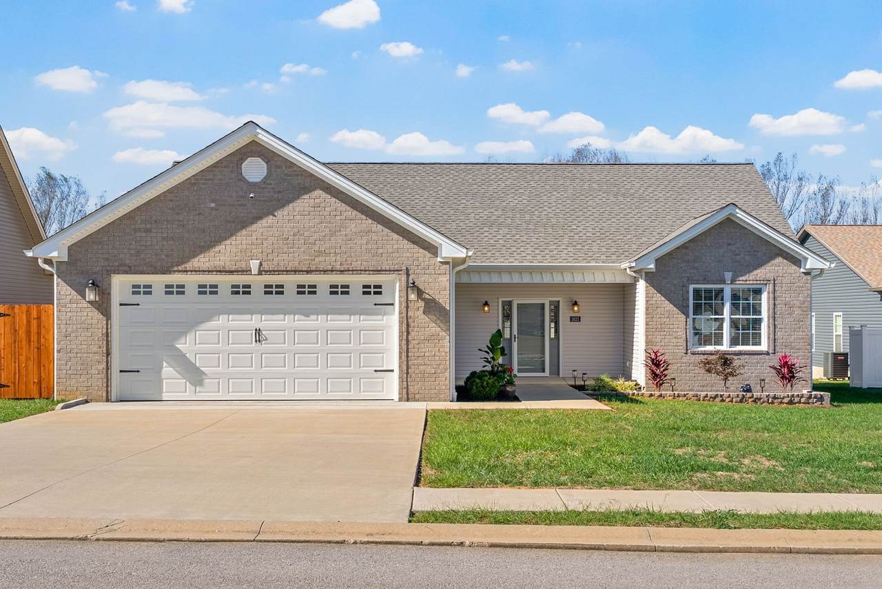 1825 Lexington Ave - Photo 1