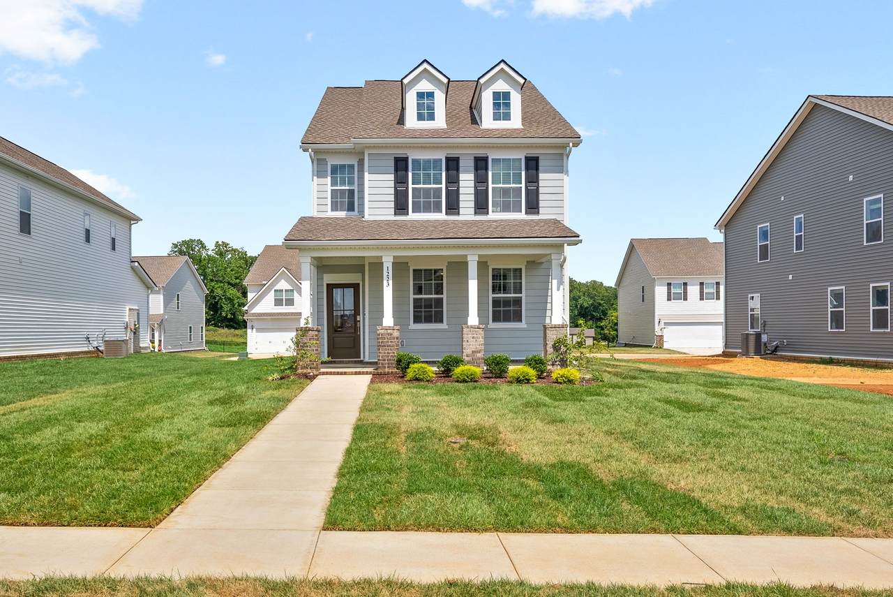 1227 Ross Farms Blvd - Photo 1