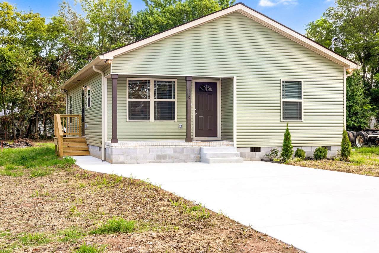 119 Kenmore Ave - Photo 1