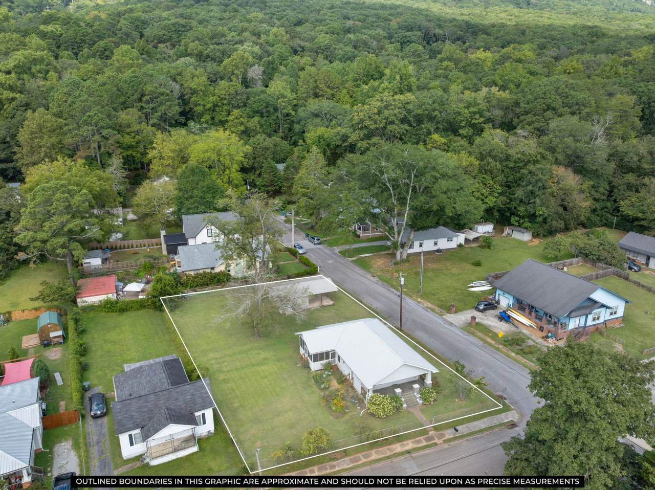 5601 Alabama Avenue - Photo 1