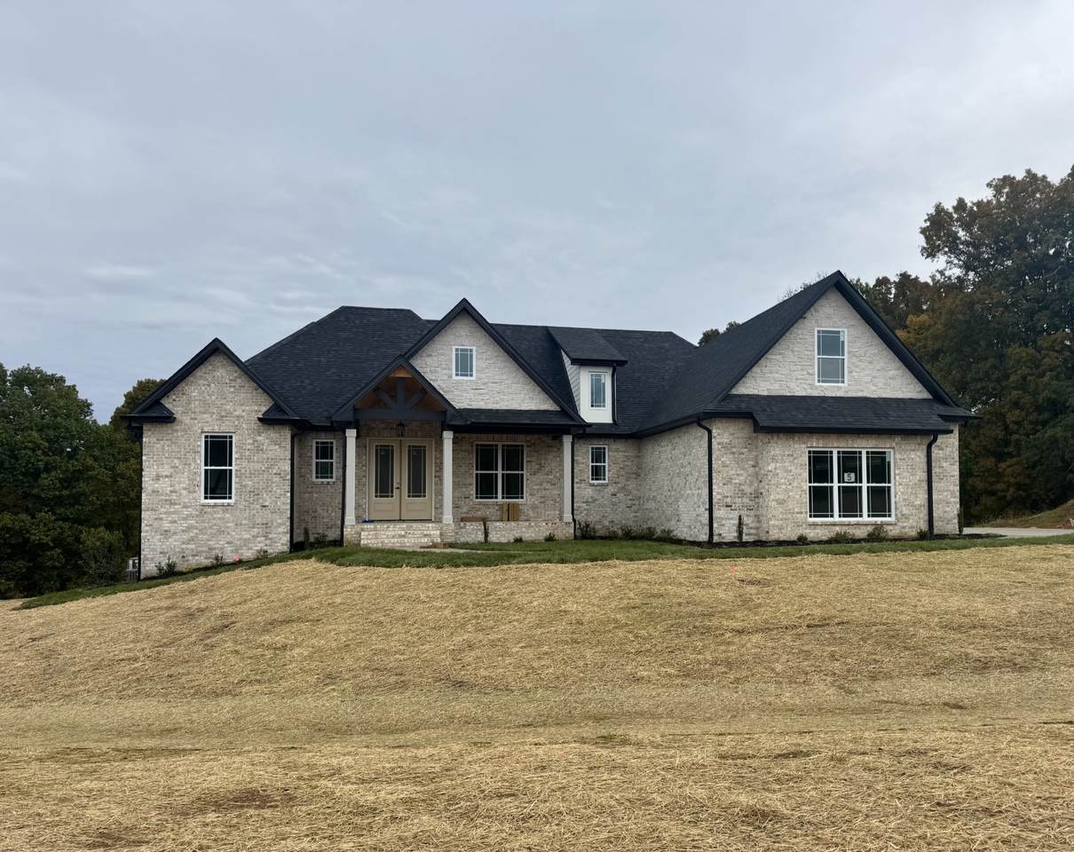 1551 Buck Ridge Ct - Photo 1