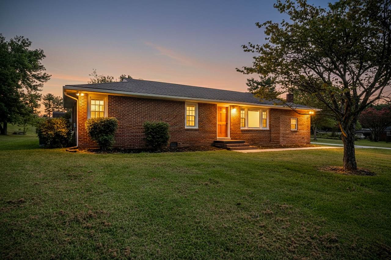 210 Rigney Dr - Photo 1