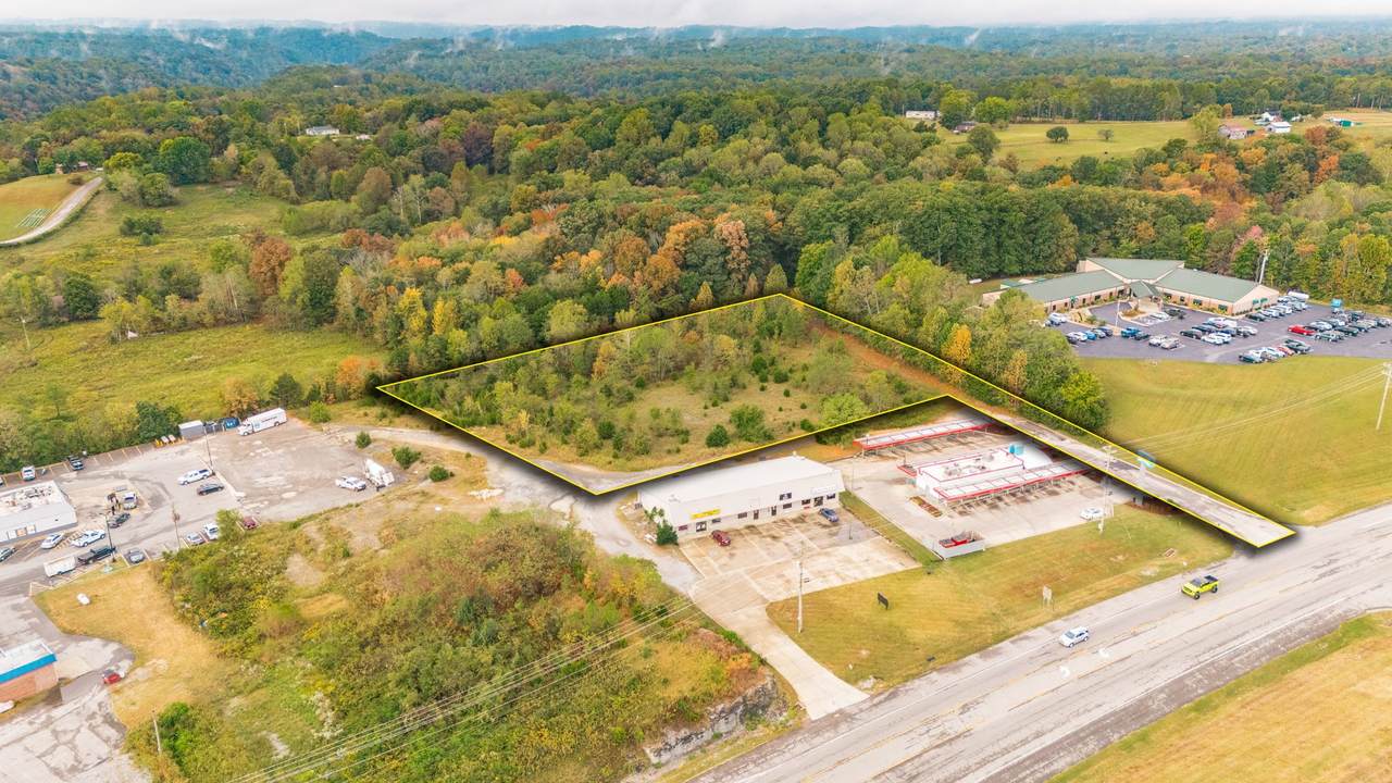 1112 New Highway 52 E - Photo 1