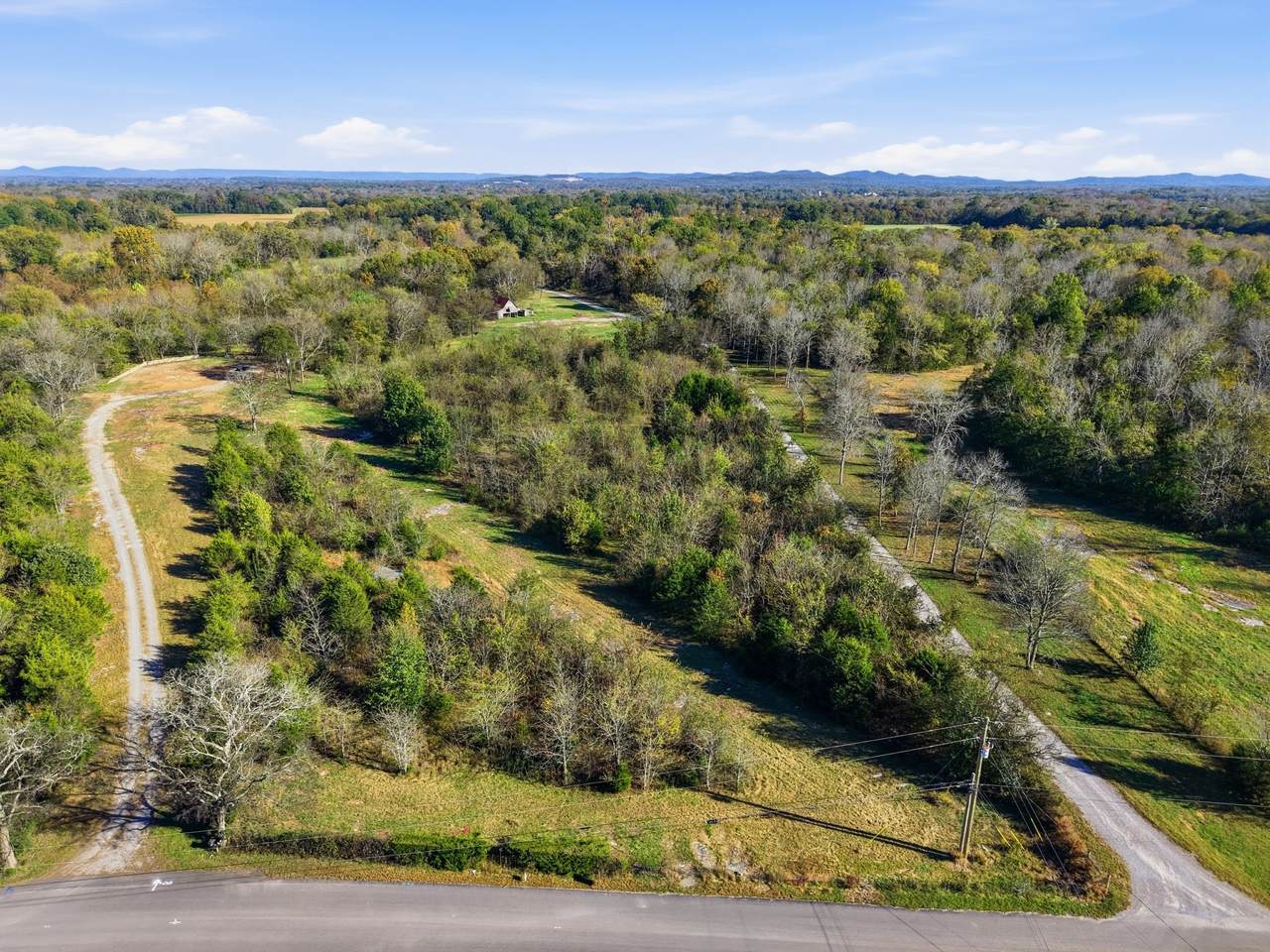 8919 Carlton Rd - Photo 1