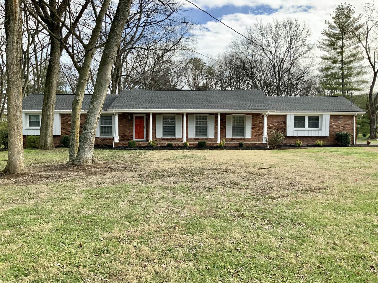 1518 Lipscomb Dr - Photo 1