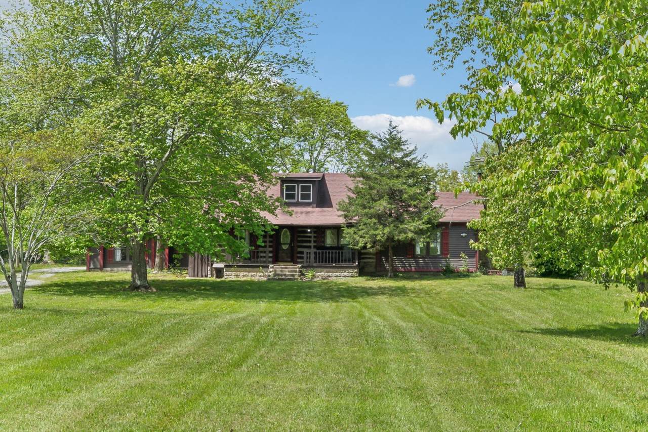 5444 E Robertson Rd - Photo 1