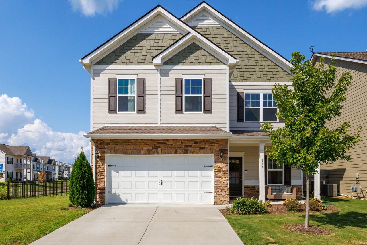 111 Gatwick Dr - Photo 1