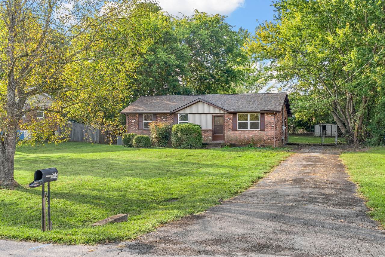 530 Gale Dr - Photo 1