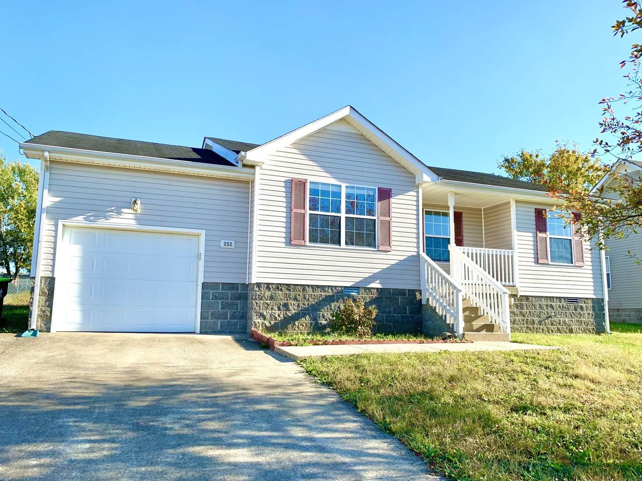 232 Senator Dr - Photo 1