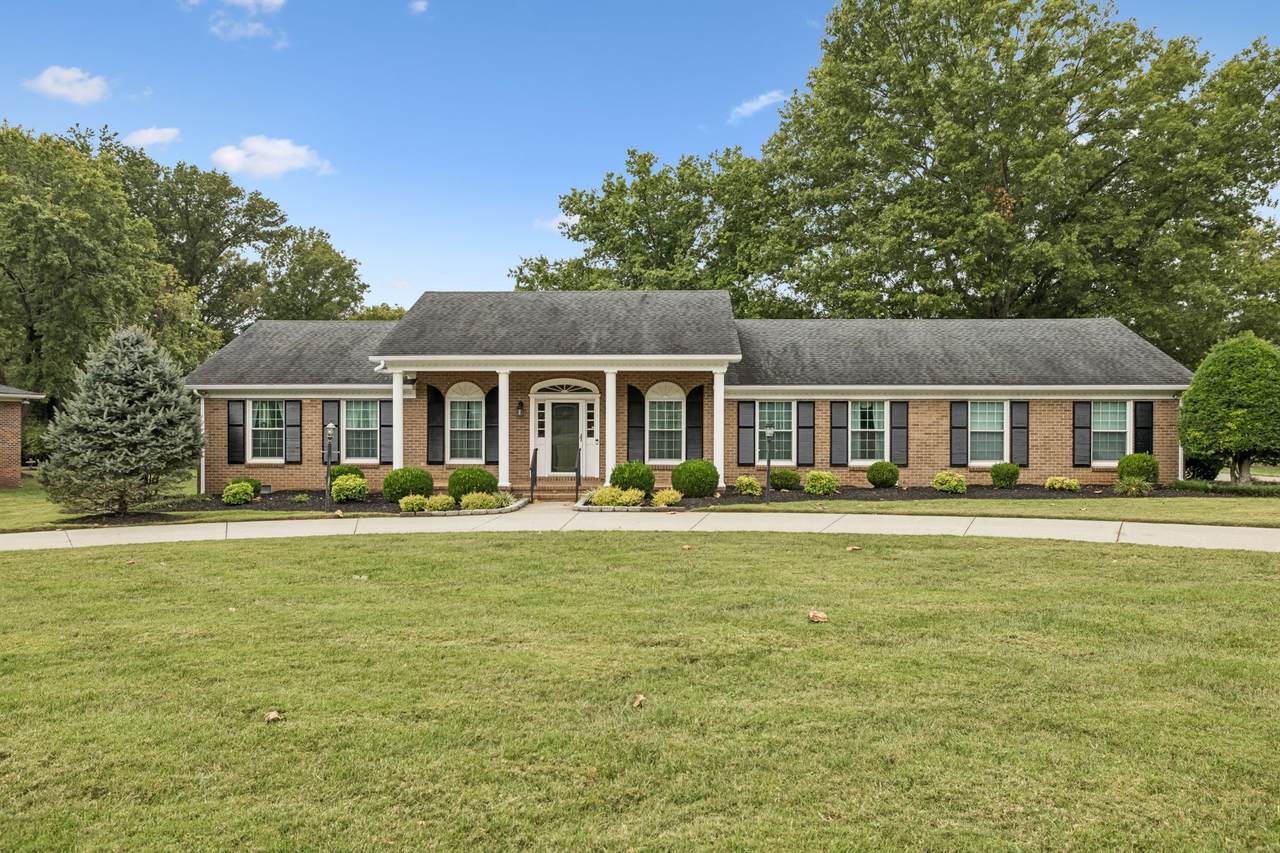 2411 Riverview Dr - Photo 1