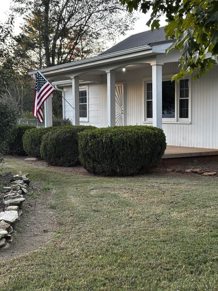 3026 Dilton Mankin Rd - Photo 1