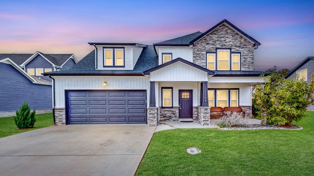 1109 Michaela Cir - Photo 1