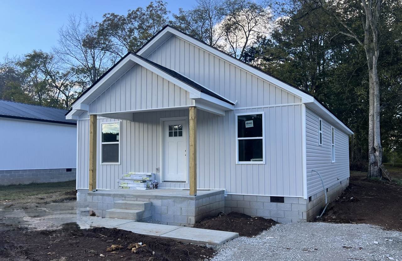 709 Hunt St - Photo 1