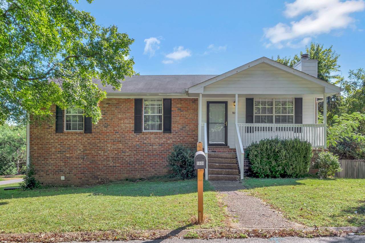 1608 Western Shore Dr - Photo 1