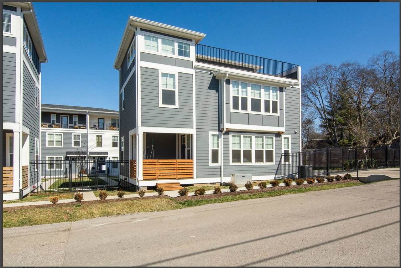 105 Duke St - Photo 1