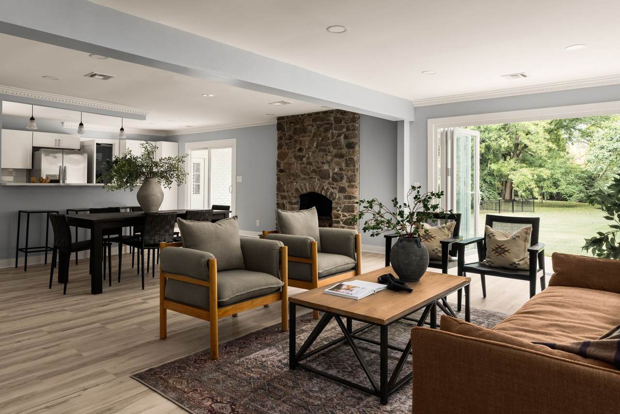 1048 Percy Warner Blvd - Photo 1