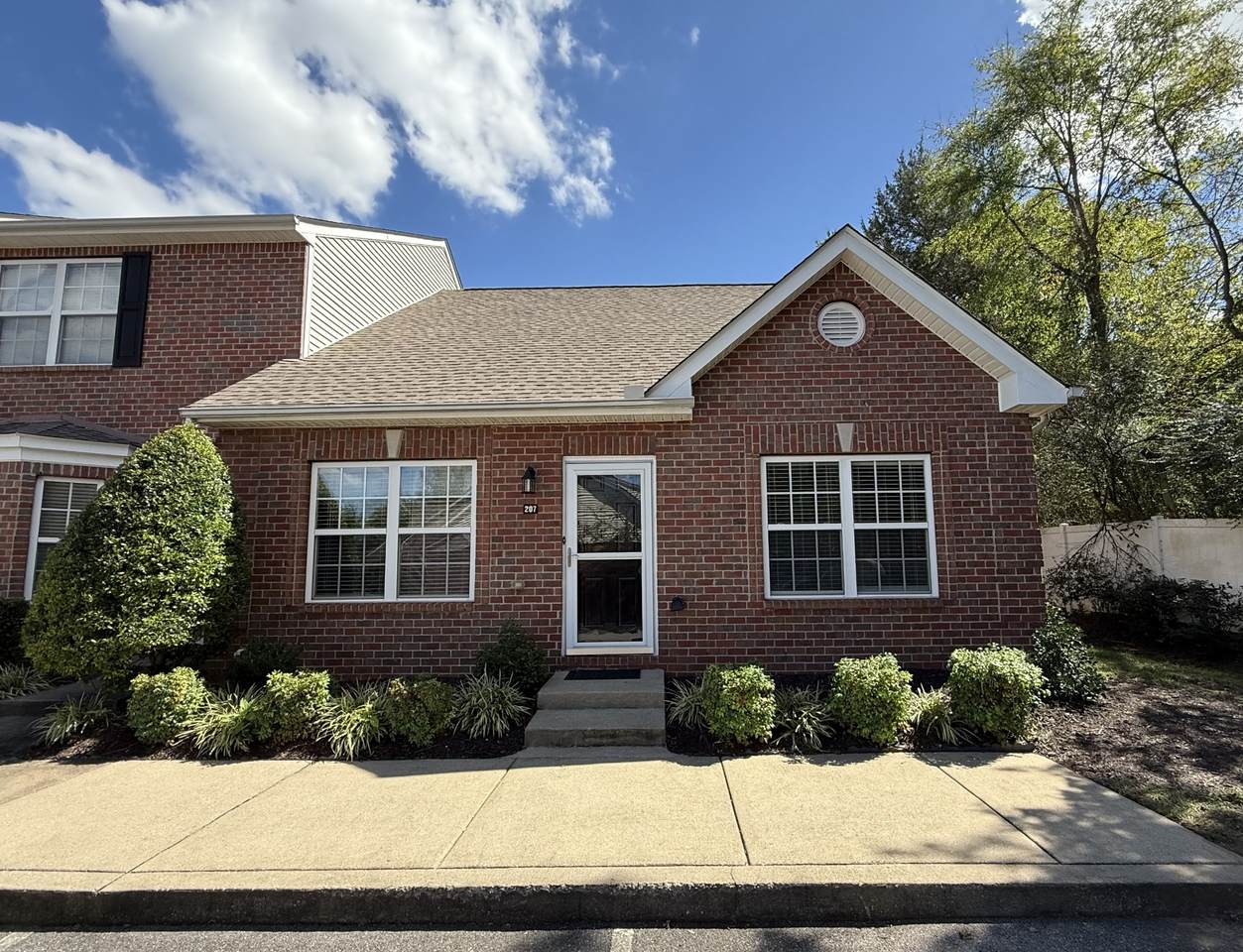 1040 Charlie Daniels Pkwy - Photo 1