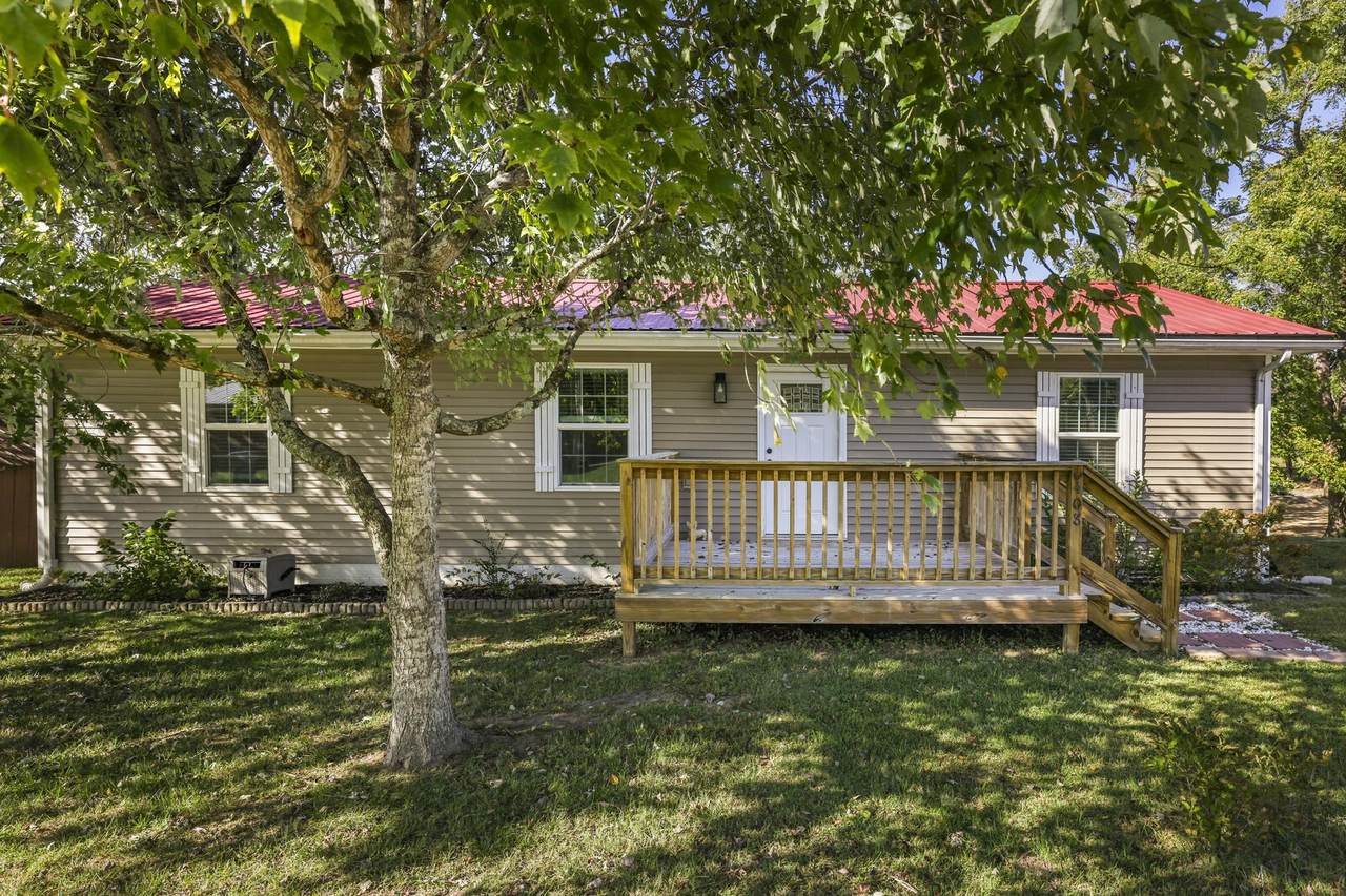 408 Magnolia St - Photo 1