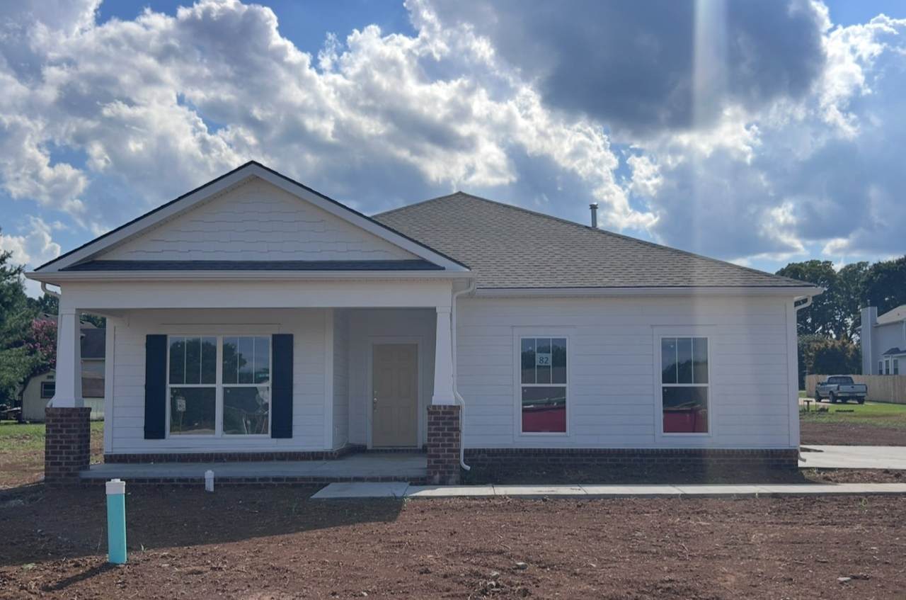 626 Brookside Dr - Photo 1