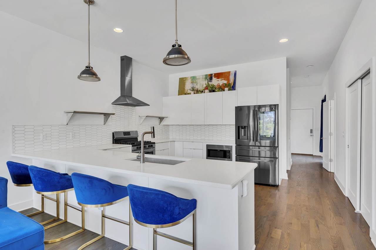 409B 35th Ave - Photo 1