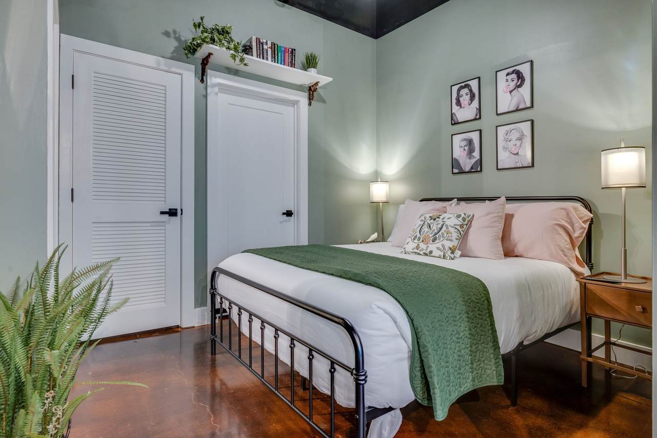 293 Plus Park - Photo 1