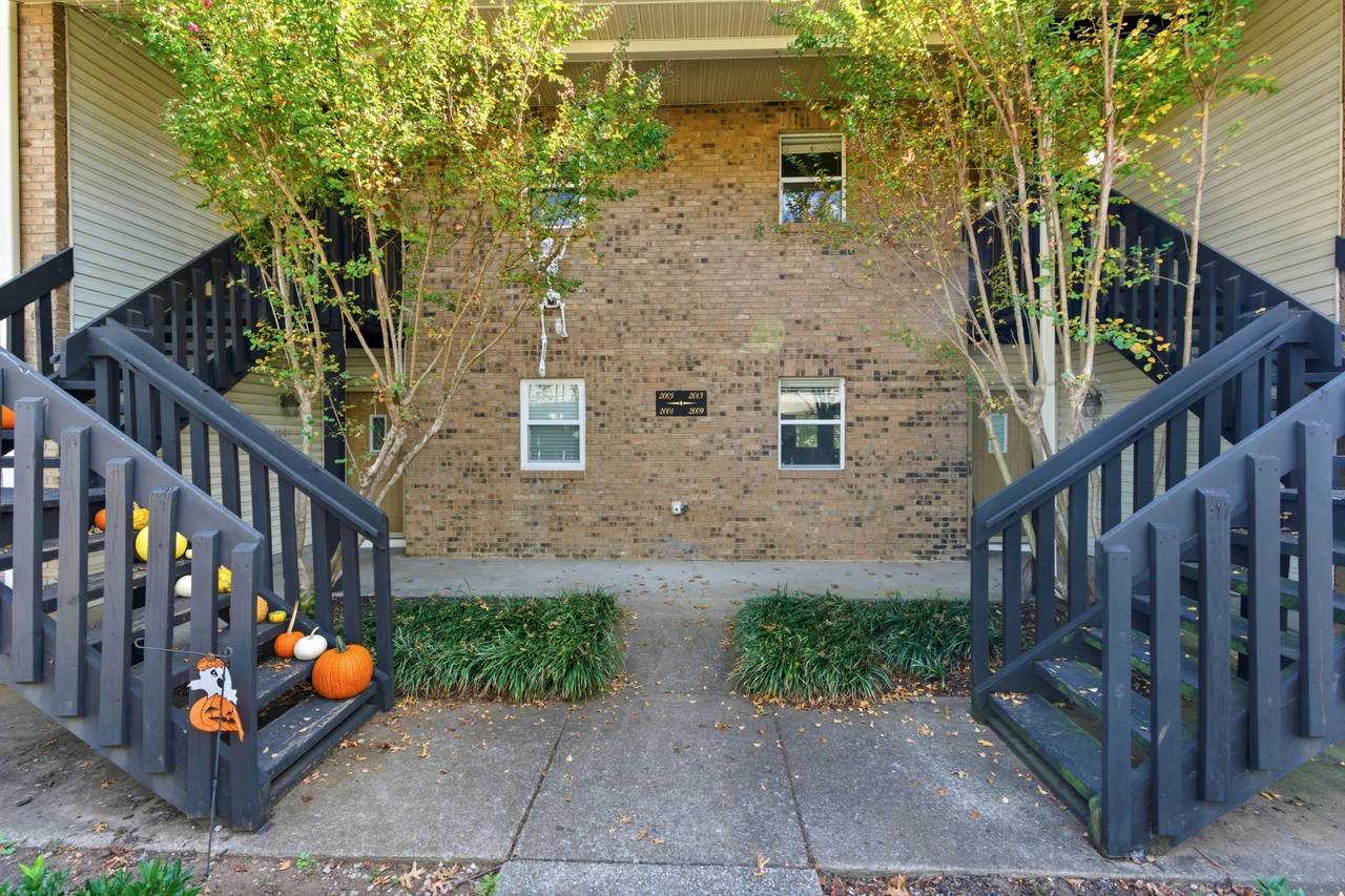 2009 Emery Ln - Photo 1