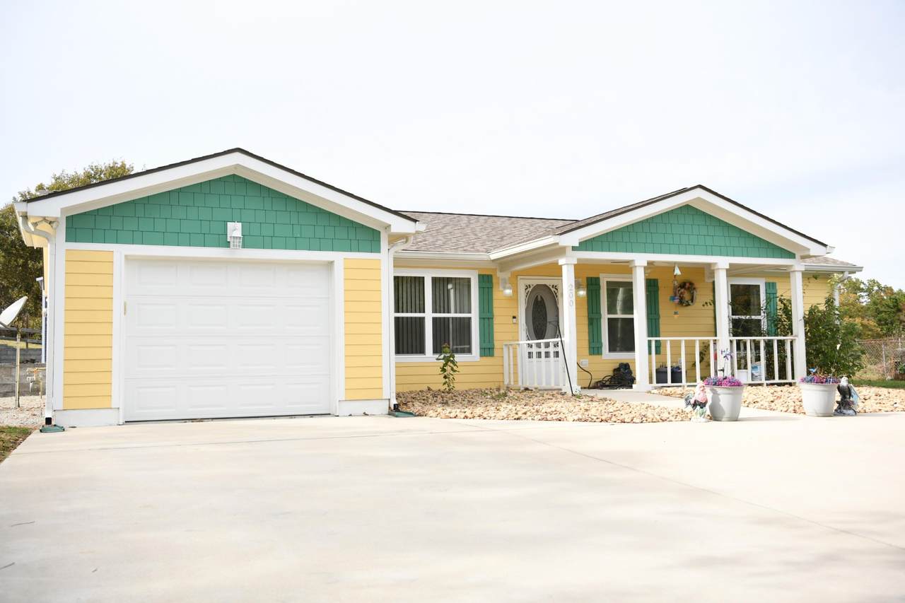 200 Buckeye Lane - Photo 1