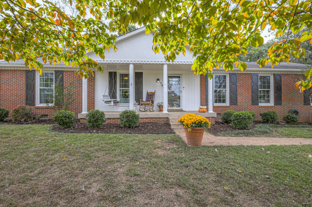 725 Harpeth Pkwy - Photo 1