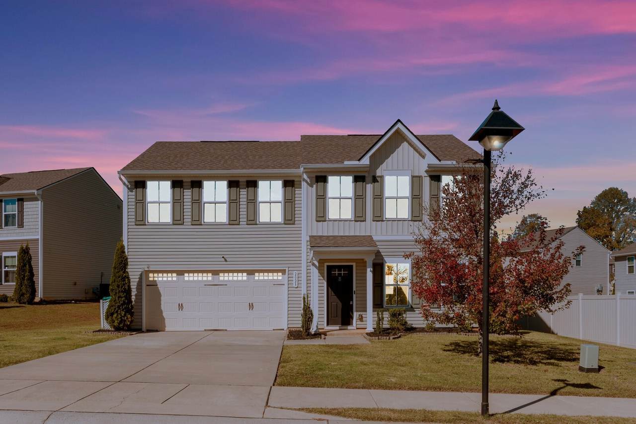 2023 Brokeshire Dr - Photo 1