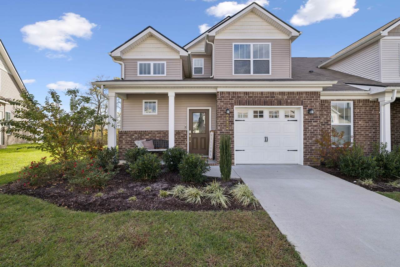 647 Birdie Dr - Photo 1