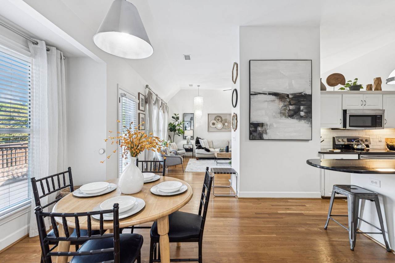 5421 Fredericksburg Way - Photo 1