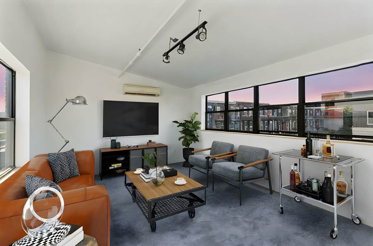 1342 Rosa L Parks Blvd - Photo 1