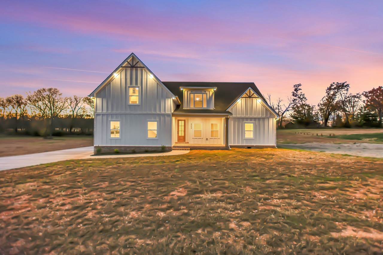 4954 Royal View Way - Photo 1