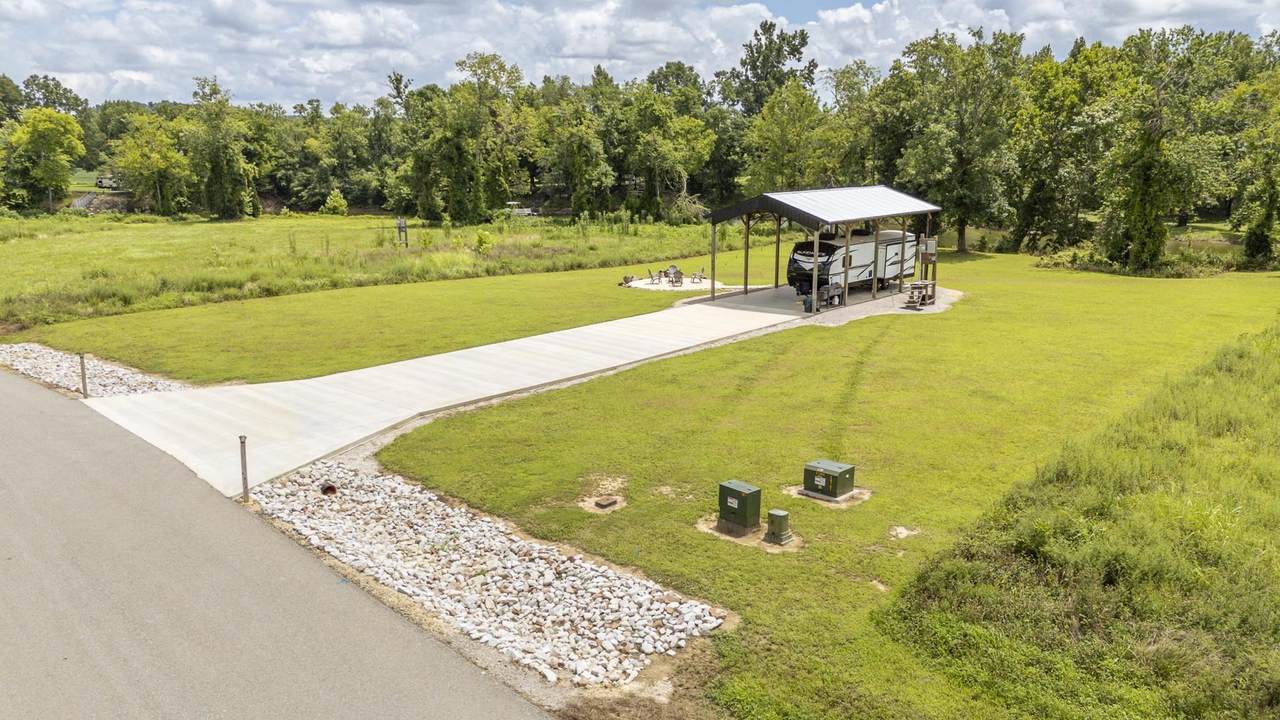https://bt-photos.global.ssl.fastly.net/nashville/1280_boomver_2_RTC3047133-1.jpg
