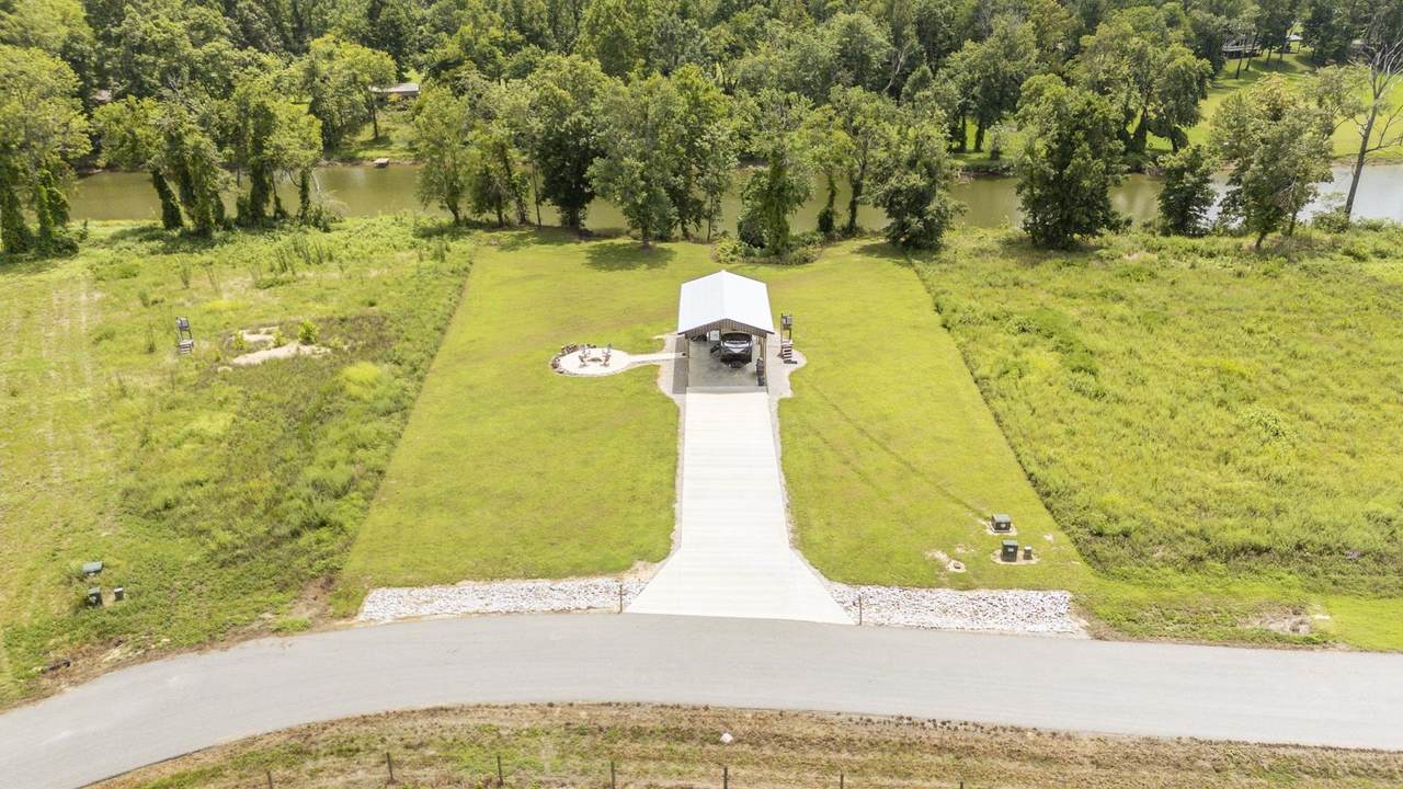 https://bt-photos.global.ssl.fastly.net/nashville/1280_boomver_2_RTC3047133-1.jpg