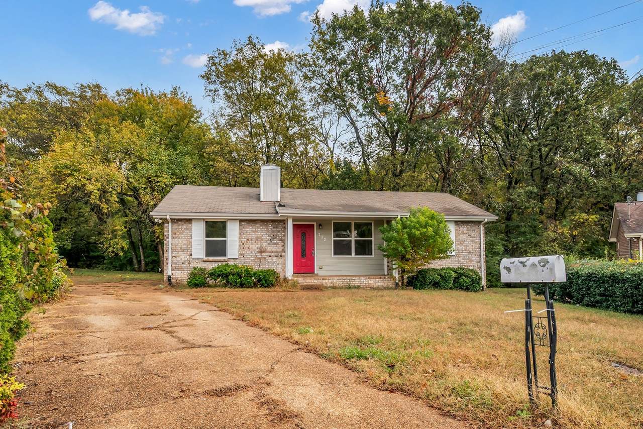 212 Trailway Cir - Photo 1