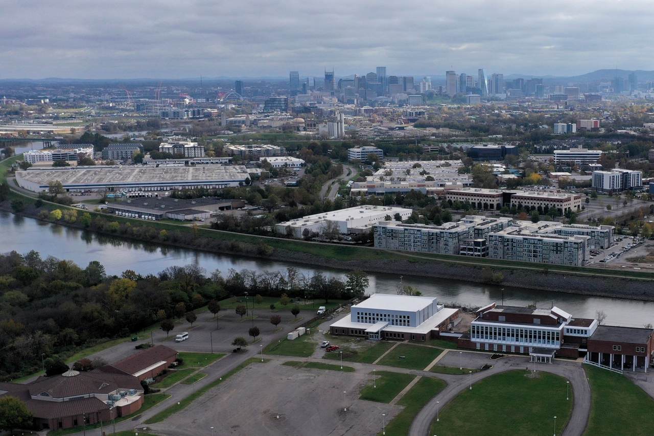 https://bt-photos.global.ssl.fastly.net/nashville/1280_boomver_2_RTC3050080-1.jpg