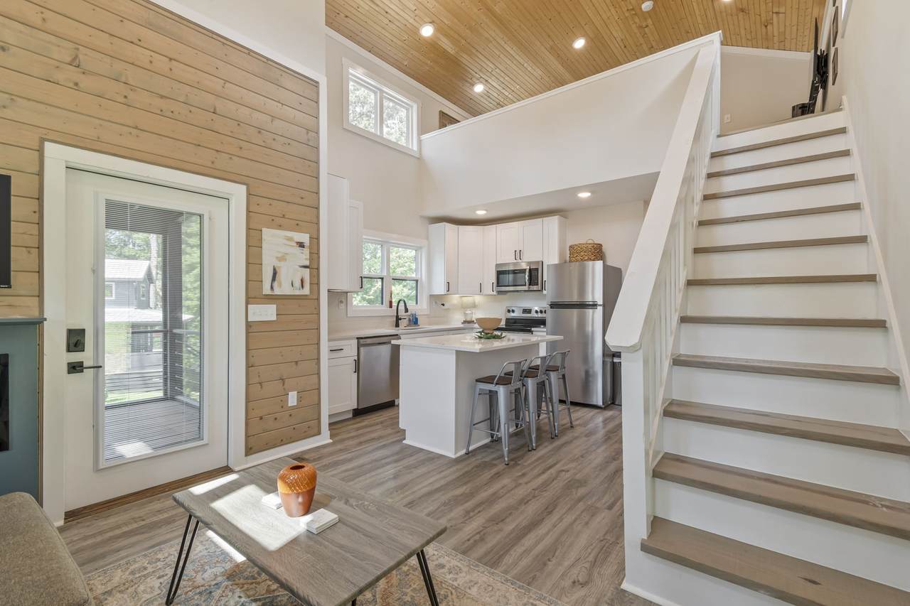 232 Waters Edge Way - Photo 1