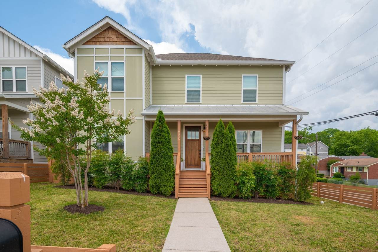 2215 11th Ave - Photo 1