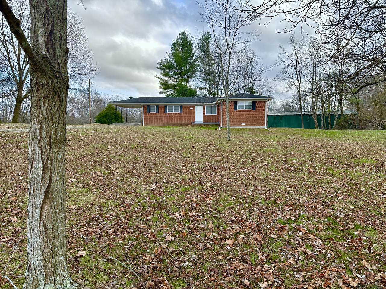 329 Poplar Dr - Photo 1