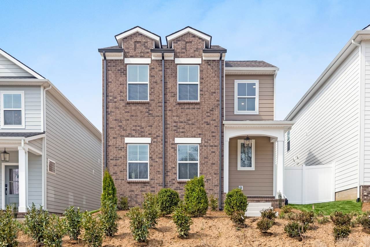 323 Jasmine Park - Photo 1