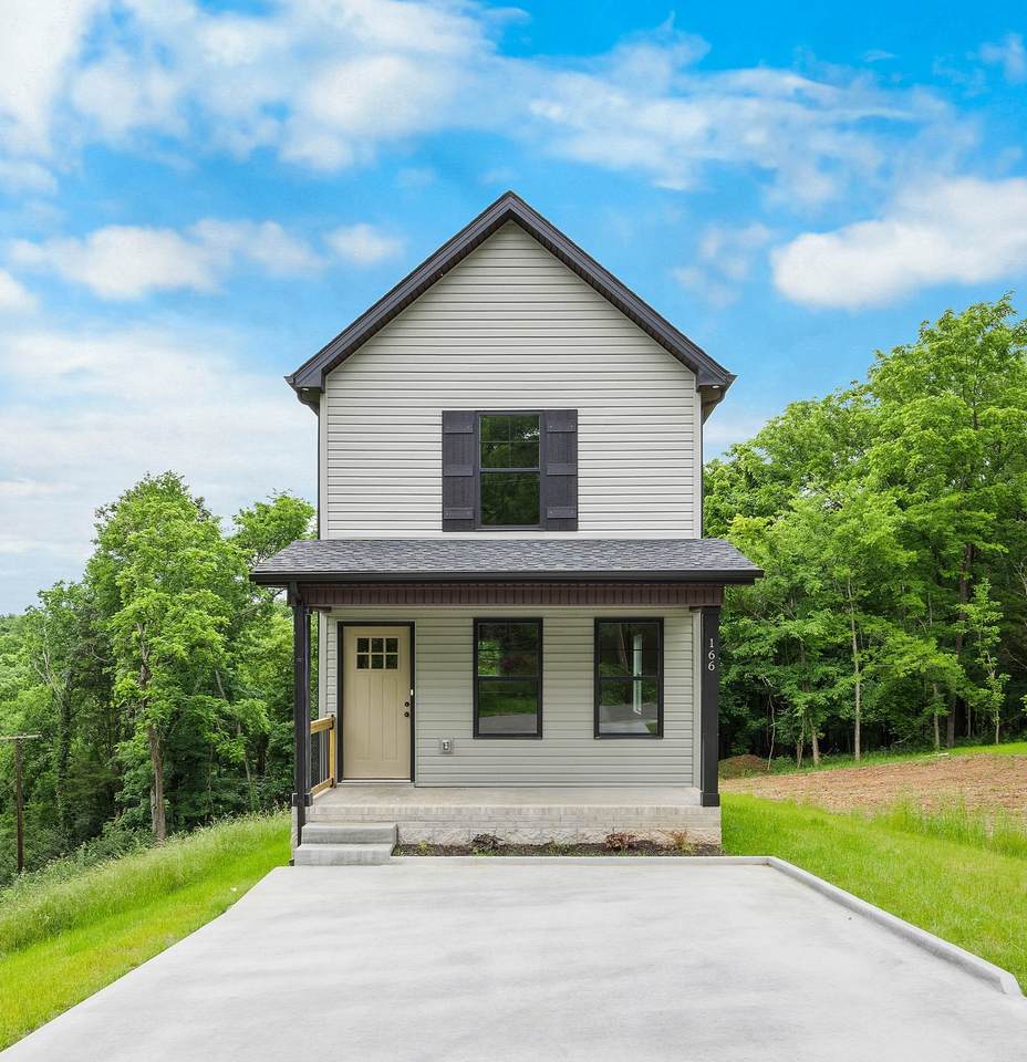 166 Oak St - Photo 1