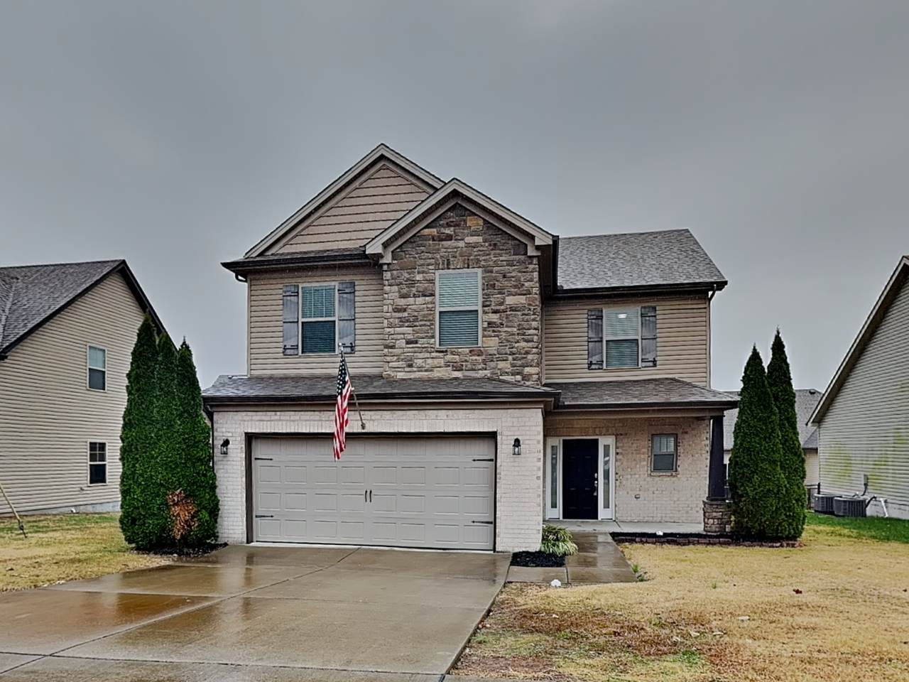 1056 Lindyn Lee Way - Photo 1