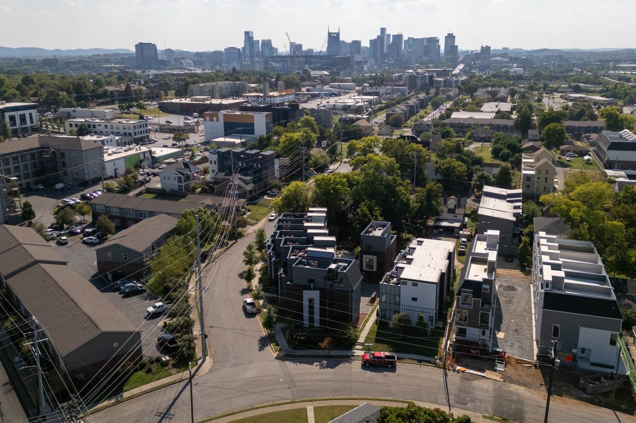 https://bt-photos.global.ssl.fastly.net/nashville/1280_boomver_2_RTC3050658-1.jpg