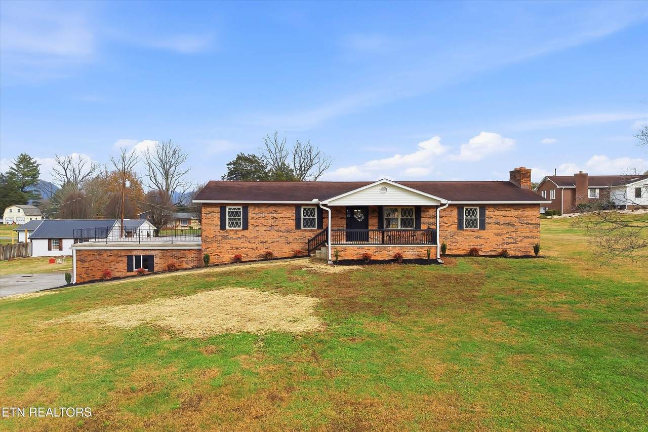 229 Brown Crest Rd - Photo 1