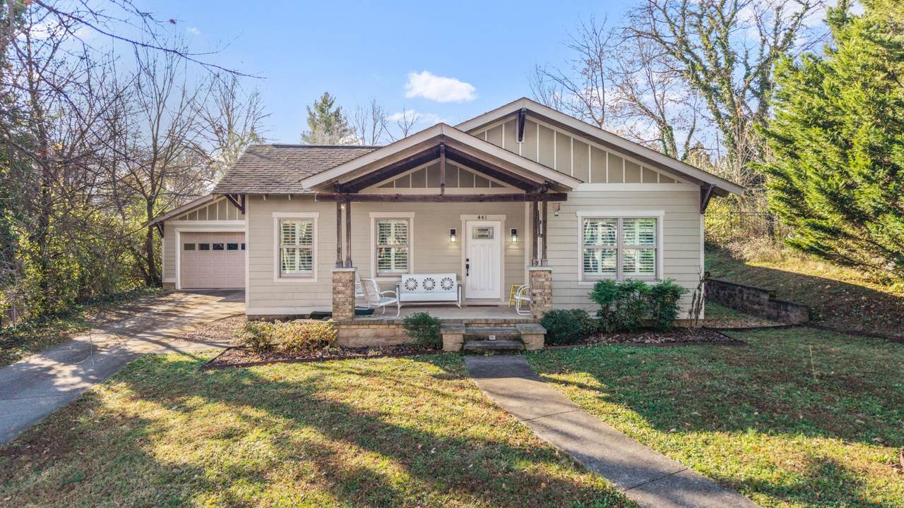 441 15th Street - Photo 1