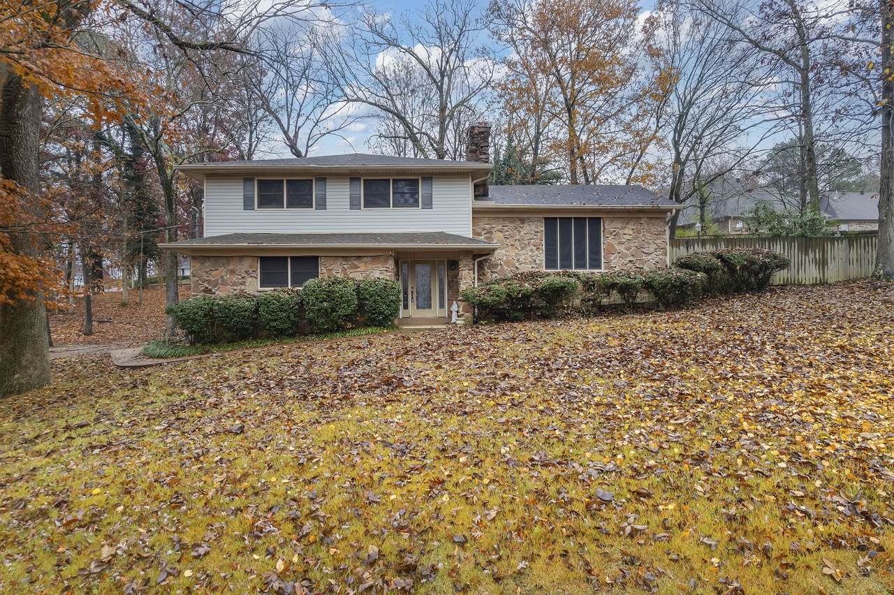 10 Pinecrest Dr - Photo 1