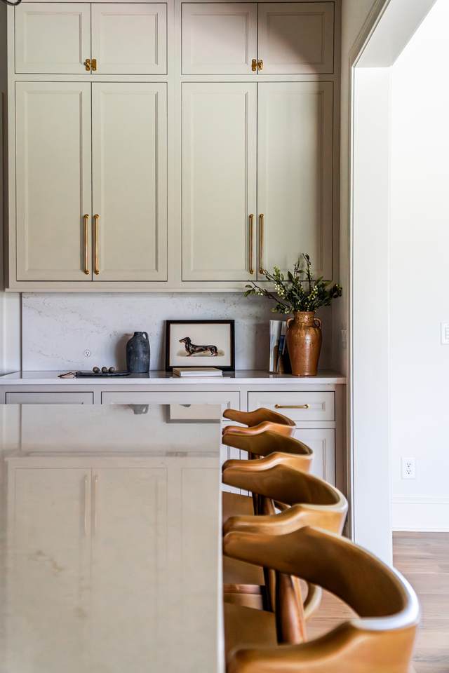 520 Mansion Dr - Photo 1