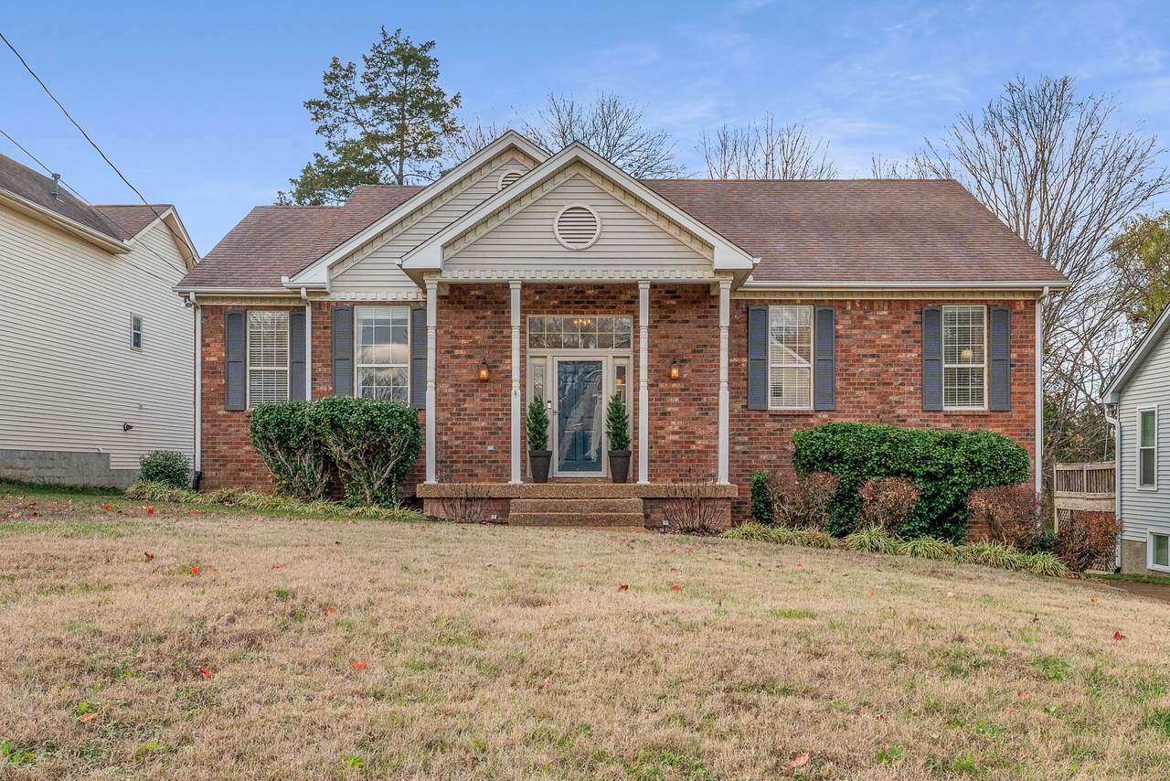 134 W Harbor - Photo 1