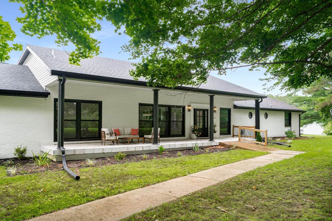 1015 Jump Off Rd - Photo 1